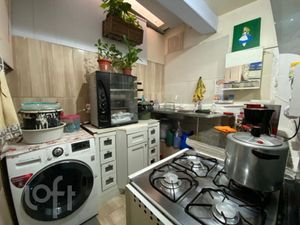 Image 14 - 885744