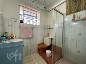 Image 19 - 885744