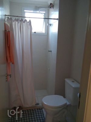 Image 8 - 885746