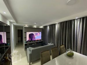 Image 6 - 885749