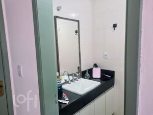 Image 9 - 885753