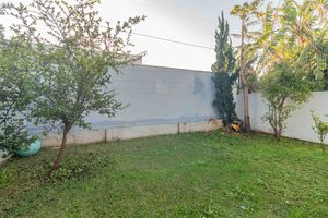 Image 43 - 885754