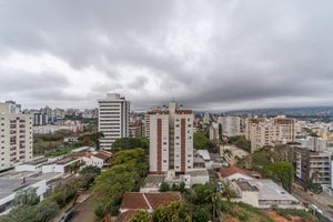 Image 11 - 885755