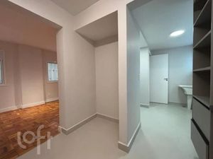 Image 3 - 885756