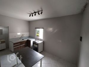 Image 12 - 885758