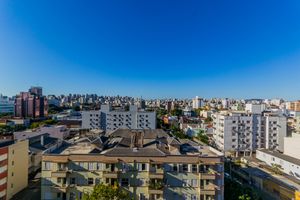 Image 17 - 885761