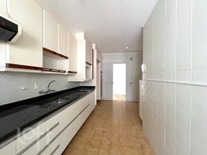 Image 7 - 885771