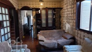 Image 19 - 885777