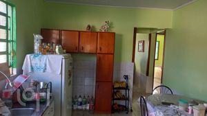 Image 5 - 885778