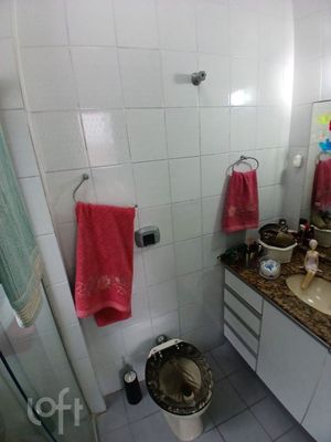 Image 6 - 885779