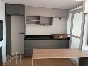Image 3 - 885783