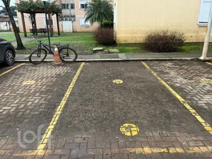 Image 4 - 885792