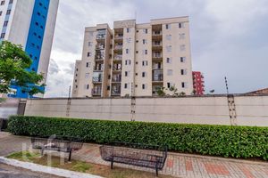 Image 92 - 885800