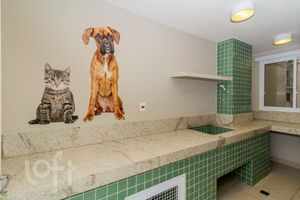 Image 72 - 885800