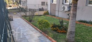 Image 32 - 885801