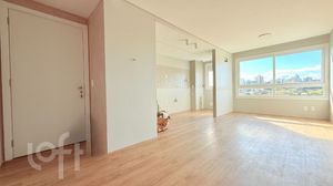 Image 2 - 885806