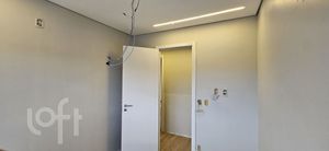 Image 12 - 885806