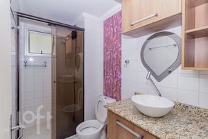 Image 15 - 885811