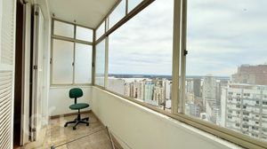 Image 36 - 885812