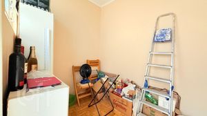Image 32 - 885812