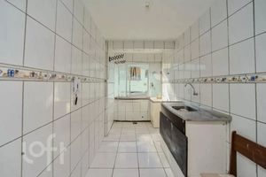 Image 13 - 885822