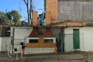 Image 12 - 885822