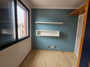 Image 24 - 885824