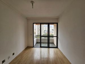 Image 7 - 885824