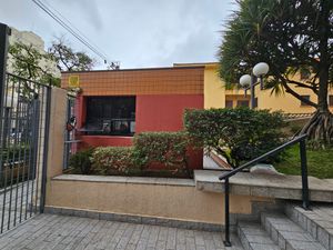 Image 42 - 885824