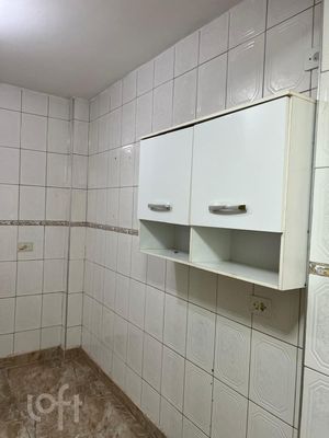 Image 3 - 885831