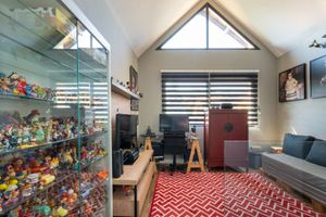 Image 14 - 885837