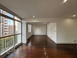 Image 1 - 885838