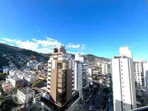 Image 35 - 885843