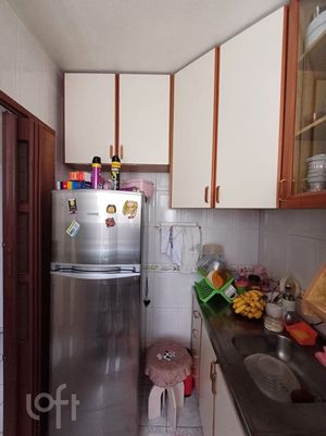Image 12 - 885847