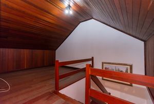 Image 35 - 885848