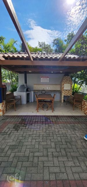 Image 9 - 885854