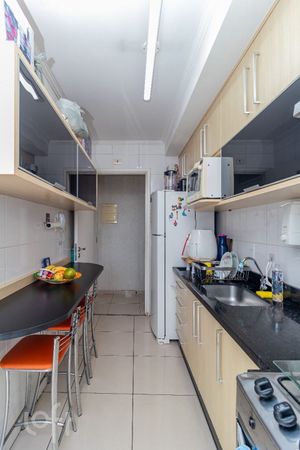 Image 21 - 885860