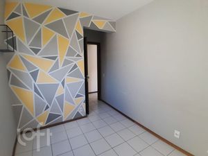 Image 12 - 885862