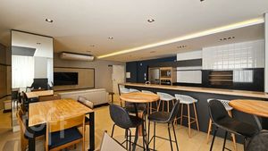 Image 23 - 885866