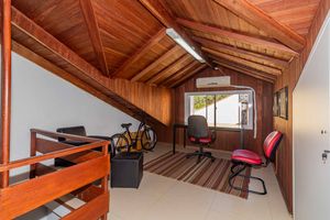 Image 30 - 885875