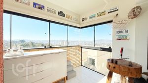 Image 8 - 885876