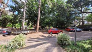 Image 48 - 885908