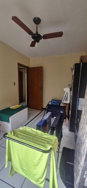 Image 9 - 885909