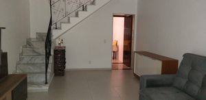 Image 4 - 885919