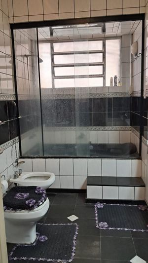 Image 9 - 885920