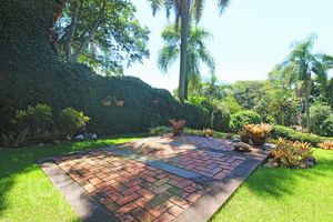 Image 54 - 885925