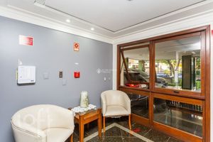 Image 24 - 885928
