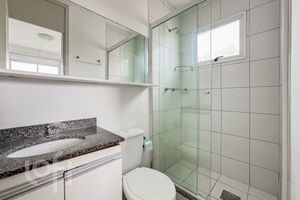 Image 15 - 885934