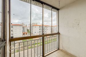 Image 3 - 885934