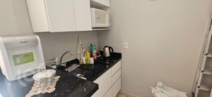 Image 9 - 885937